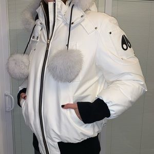 WHITE MOOSE KNUCKLES DEBBIE BOMBER